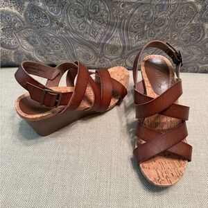 Relativity Brown Strappy Wedge Sandals (Size 7.5M)